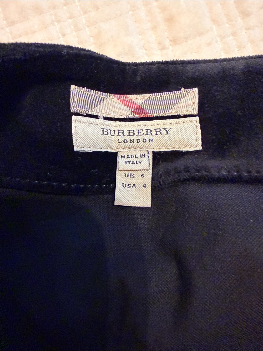 Burberry Authentic Black Skirt with Satin Pleat